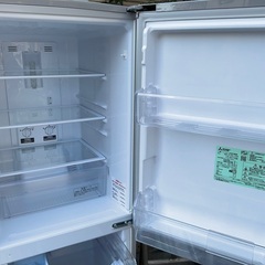 【RKGRE-763】特価！三菱/146L 2ドア冷凍冷蔵庫/MR-P15C-S/中古品/2017年製/当社より近隣無料配達！ RKGRE-763】特価！三菱/146L 2ドア冷凍冷蔵庫/MR-P15C-S/中古品/2017年