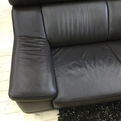 ☆11/10【✨人気のZU53シリーズ！✨】カリモク 本革張りカウチソファ 定価418,000円