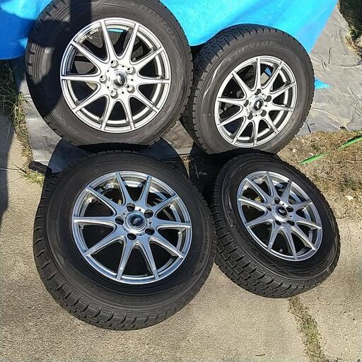 15インチ スタッドレス4本セット ただいま商談中です。