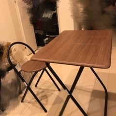 折り畳み　テーブル　椅子　2点
