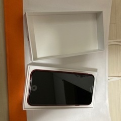iPhone SE RED  64ギガ　ほぼ新品