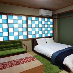 底床、高級なダブルベッド。和室にも合います。