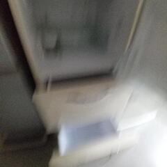 日立冷蔵庫260リッター別館に置いてます
