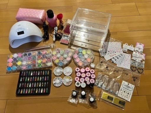 ネイルセット！パーツも沢山！