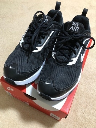 NIKE エアマックスAP  25.5㎝