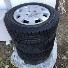 ダンロップ製スタッドレス　トヨタ純正ホイール付　4本組