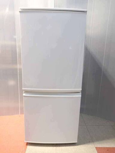 新札幌発 シャープ SHARP ノンフロン冷凍冷蔵庫 SJ-UW14-W 137L 2012年製