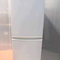 新札幌発 シャープ SHARP ノンフロン冷凍冷蔵庫 SJ-UW14-W 137L 2012年製 