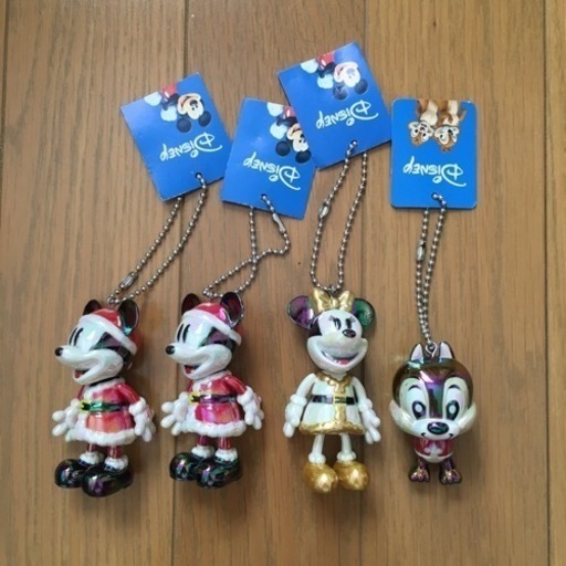 ディズニー キーホルダー グッズ クリスマス なつ 若葉のおもちゃ 人形 の中古あげます 譲ります ジモティーで不用品の処分