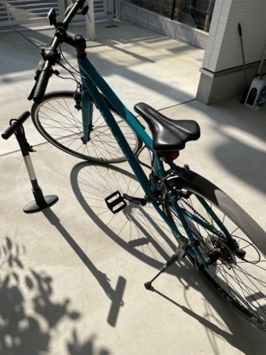 無料専用空気入れ付！】クロスバイクmarine 24段変速