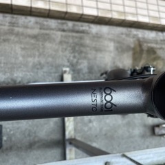 クロスバイク　NESTO ネスト　ガンメタ