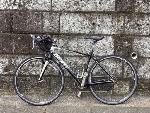 ロードバイク　GIANT DEFY4 正規品 (付属品フルセット)