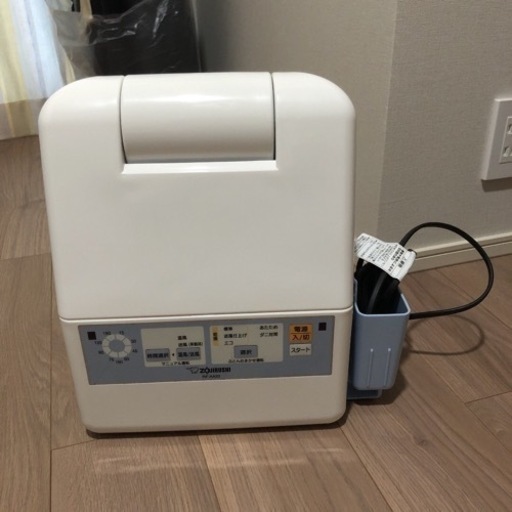 ZOJIRUSHI RF-AA20型　ふとん乾燥機　スマートドライ