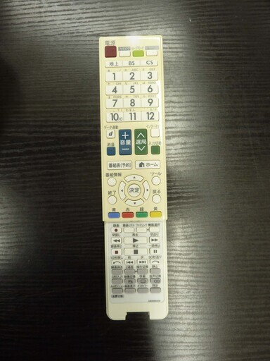 札幌市/清田区 SHARP シャープ アクオス 液晶カラーテレビ 32型 ホワイト