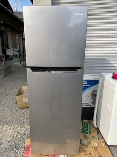 【ハイセンス】2ドア 冷凍冷蔵庫 227L HR-B2302 2019年 ファン式自動霜取り 高さ調節可能冷蔵室ガラス棚