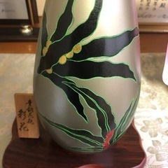 青銅花瓶