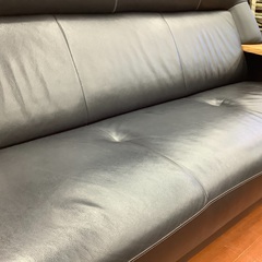 karimoku(カリモク)の3人掛けソファーを紹介します！！トレジャーファクトリーつくば店