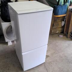 SHARP 冷蔵庫137L 2014年製  ¥3000