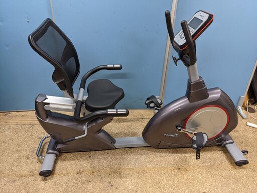 ペトリ コンパクトE ジャンク 我楽多屋(中古カメラアクセサリーとジャンクカメラ): PETRI COMPACT E