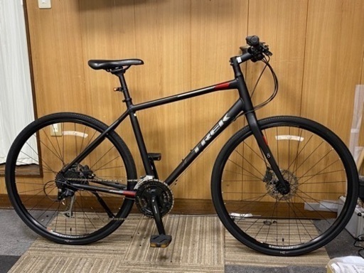 【値引不可】クロスバイク 2019 TREK FX3 Disc 27段変速 ディスクブレーキ