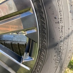 お取引中]デリカD5ジャスパー純正18インチホイールとタイヤのセット