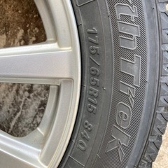 ‼︎最終値下げ‼︎【アルミホイール付】175/65R15 スタッドレスタイヤ