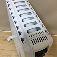 ＜超美品＞デロンギ・ドラゴンデジタル・オイルヒーター TDD0915W・リモコン付き