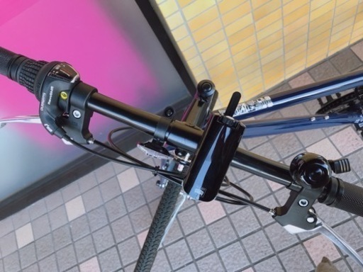 ほぼ新品クロスバイク　27型 6段