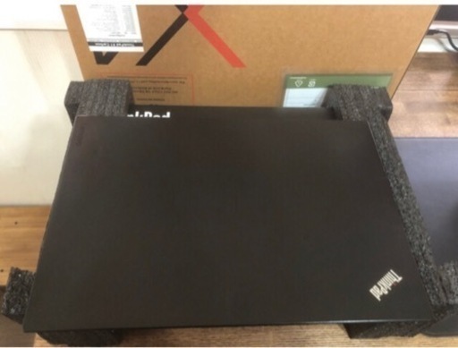 thinkpad X1 carbon i7 2K 解像度