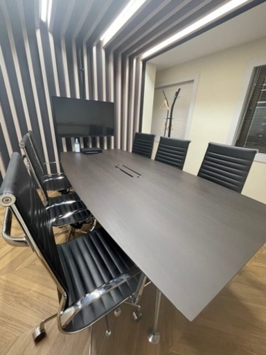 会議室テーブル＋椅子6脚