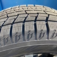 ホイール付きスタッドレスタイヤ4本セット215/60r/16