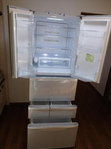 【取りに来ていただける方限定】東芝ノンフロン冷凍冷蔵庫 GR-D50F（シルバー）501L\n\nタッチオープンのフレンチドア（観音開き） ６ドア 自動製氷機能 除菌脱臭機能付き2011年製\n