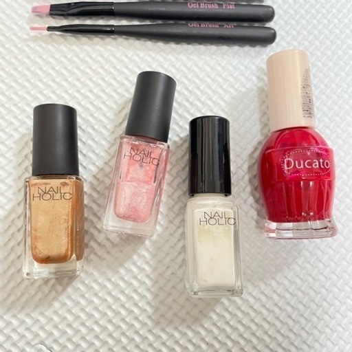 Nail Holic ネイルホリック ネイルセット Mai Mai つくし野の服 ファッションの中古 古着あげます 譲ります ジモティーで不用品の処分