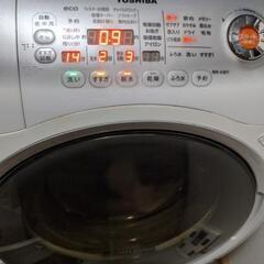東芝　ドラム型乾燥機付き　洗濯機TW-Z8200R