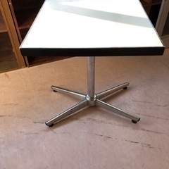【ネット決済】白いカフェテーブル