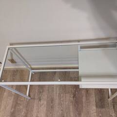 ガラス天板 ラップトップテーブル (IKEA)