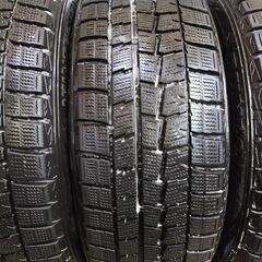 DUNLOP WINTER MAXX WM01 215/55R17 17インチ スタッドレス 4本 エスティマ オデッセイ ヴェゼル ジューク等　(TB446)クレジットカード QRコード決済可能