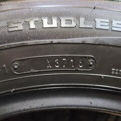 DUNLOP WINTER MAXX WM01 215/60R16 16インチ スタッドレス 4本 エスティマ マークXジオ オデッセイ CX-3等　(TB449)クレジットカード QRコード決済可能