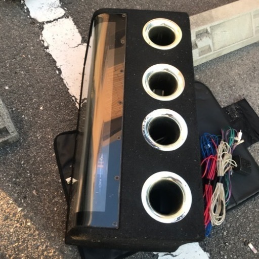 ウーハーboxネオン管連動 重低音 闘忠丸 大阪の車のパーツの中古あげます 譲ります ジモティーで不用品の処分