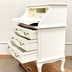 イタリア製　アンティーク調　ライティングデスク　ホワイト　ネコ脚　姫系　ロココ調　ハンドメイド家具