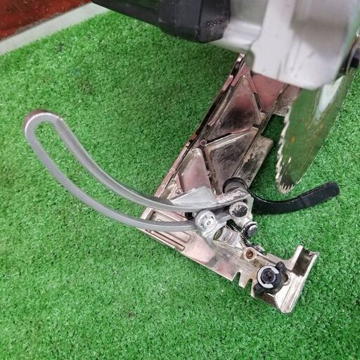 マキタ HS631D 充電式マルノコ ※安全カバー ストッパー破損【リライズ野田愛宕店】【店頭取引限定】【ジャンク】管理番号：ITZENY4RIQYW マキタ HS631D 充電式マルノコ ※安全カバー ストッパー破損【リライズ