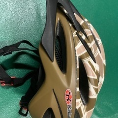 【新品価格11,550円】ロードバイク用ヘルメット　カブト…