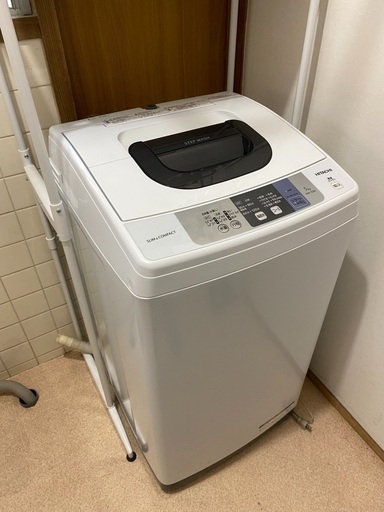 ほぼ新品のキレイな洗濯機です