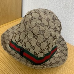 【ネット決済・配送可】送料無料　Gucci オリジナルGG フェ...