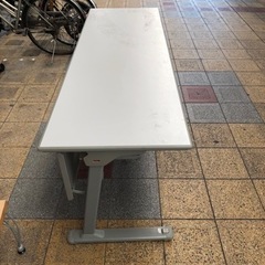 オカムラ8184型　会議用折りたたみテーブル　