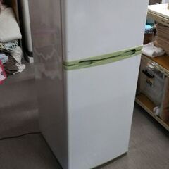 冷凍冷蔵庫128リットル