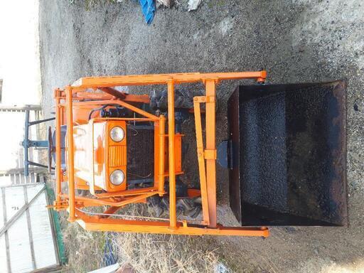 KUBOTA クボタB6000 トラクター 11馬力 4WD・本体のみ