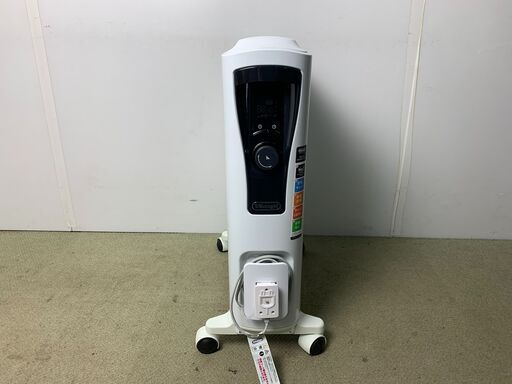 (211118)【30％値下げ】　★美品★　デロンギ　オイルヒーター　RHJ65L0915　暖房器具