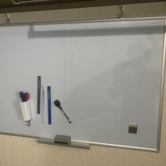 テレビ、炊飯器、本棚、座椅子【受渡予定者決定済】