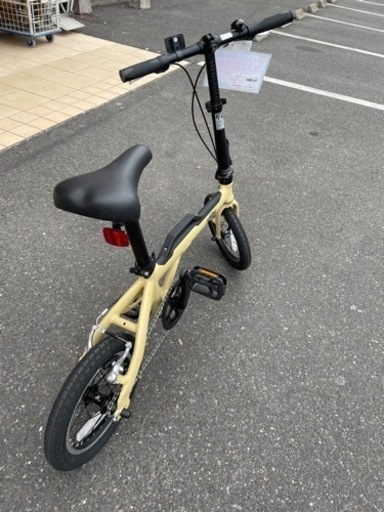 ★250 アサヒ 折りたたみ自転車 ミニベロ アウトランクＬ ベージュ 【リサイクルマート鹿児島宇宿店】